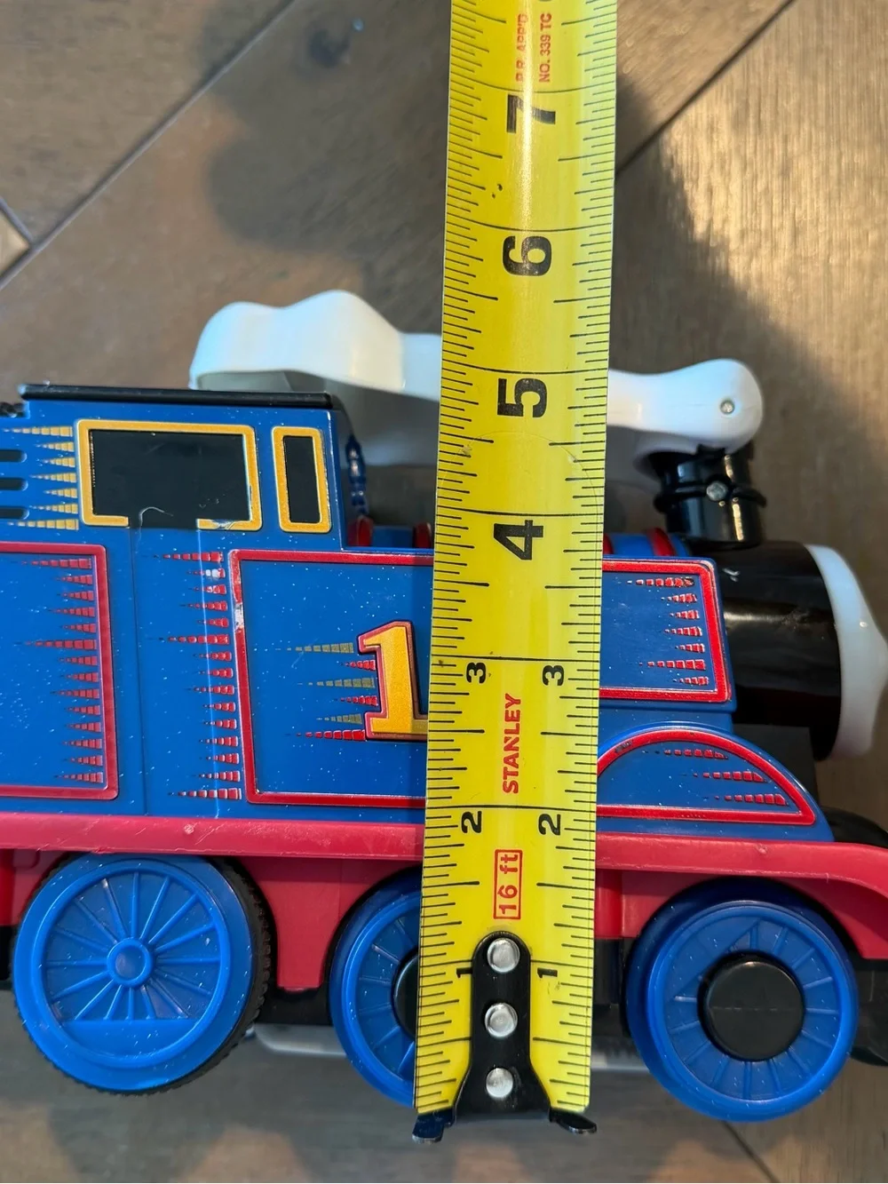 Thomas Turbo Flip Motorized Talking Train Thomas and Friends
